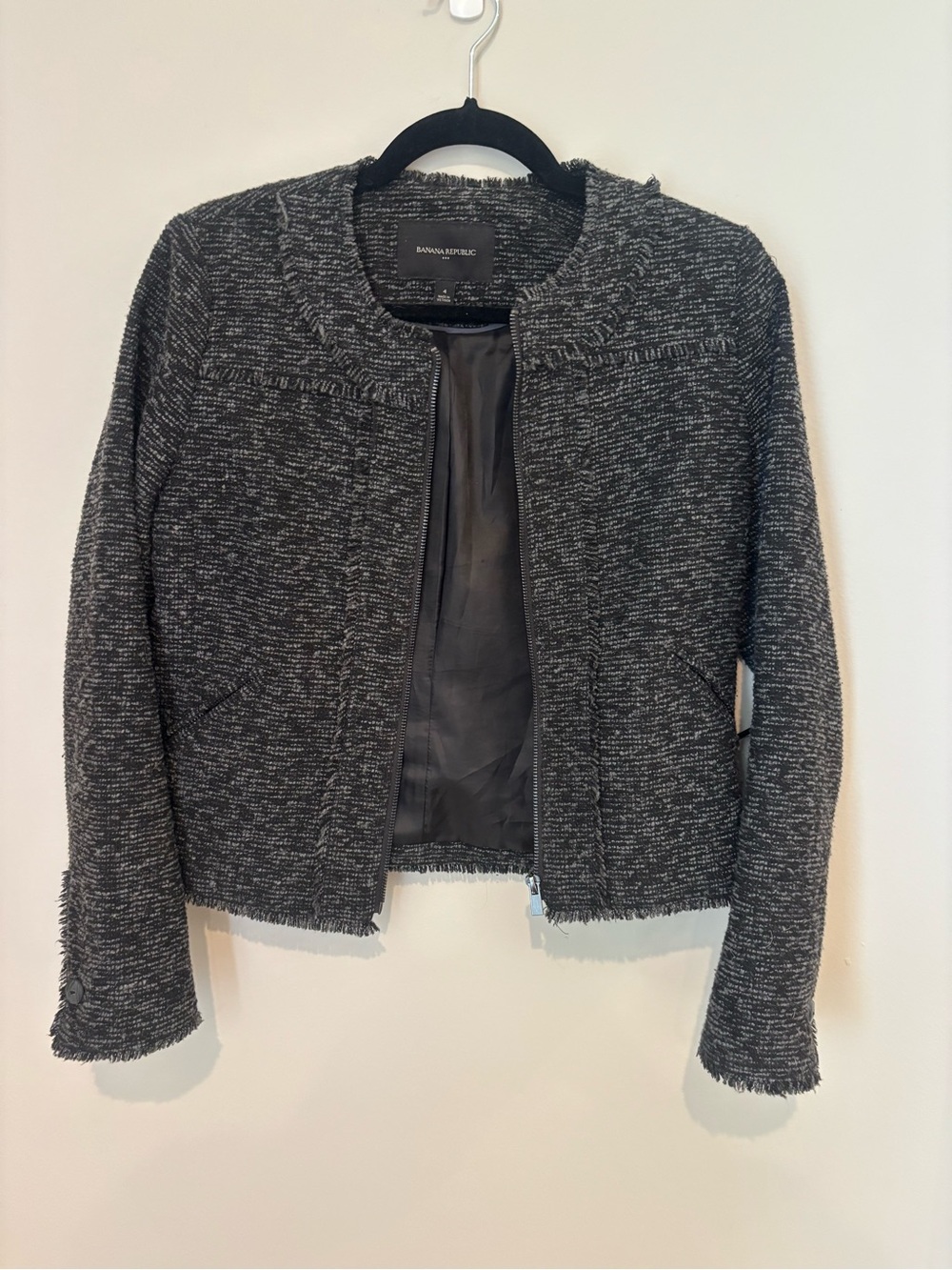 Banana Republic Tweed Fringe Jacket Size 4 Gray Black Zip Front